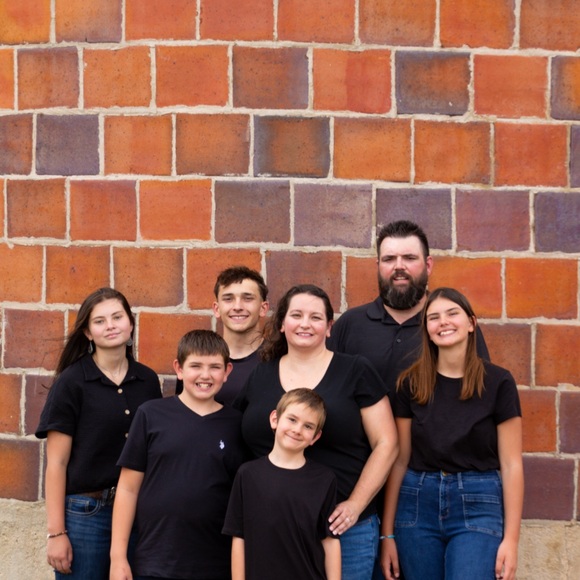 Meet your Posher, Jackie - Picture 1 of 4